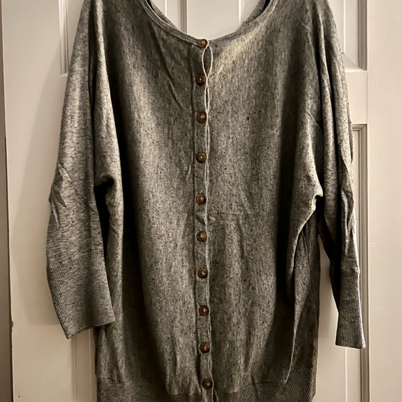 Garnet Hill Sweater, Size L - Picture 2 of 5